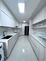 Tampines Street 42 (Tampines), Multi Generation #540889661